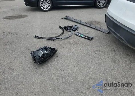 2026 Tesla Model Y from USA, damaged, VIN 7SAYGDEE0TF342079